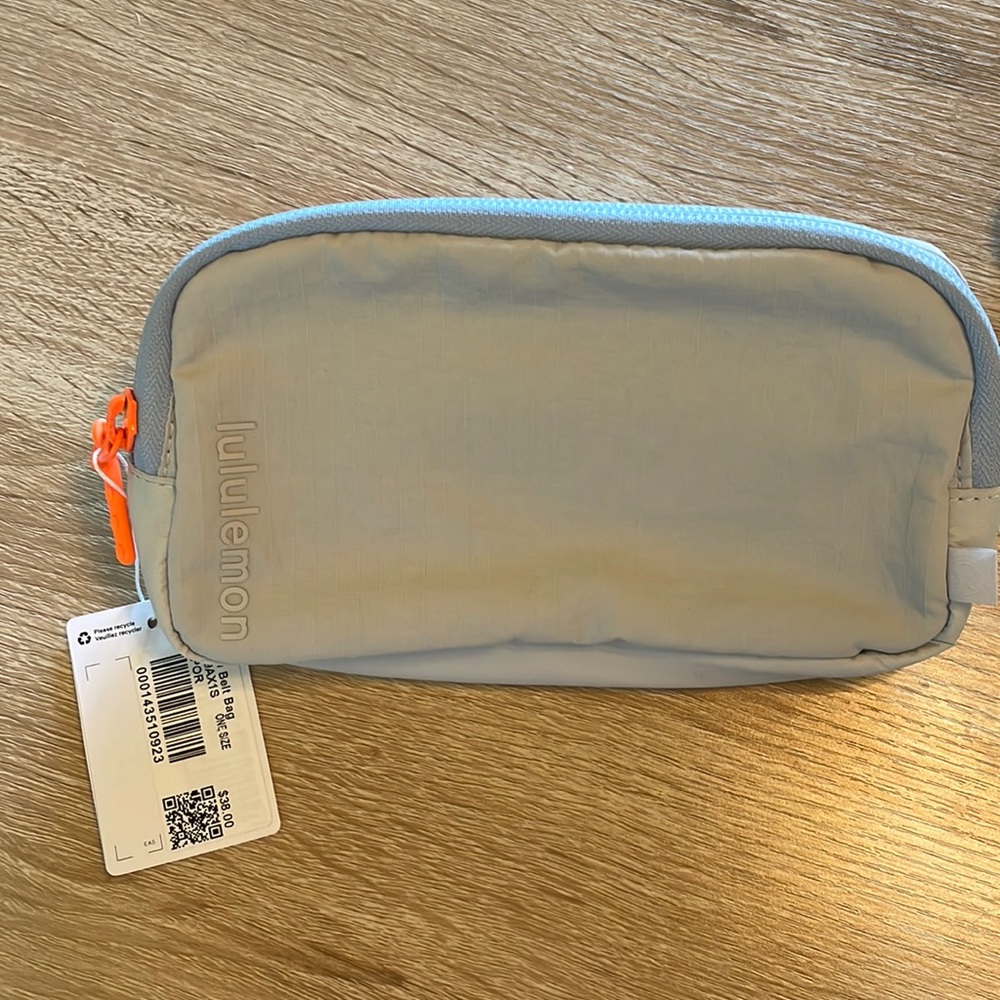 Lululemon Mini Belt Bag